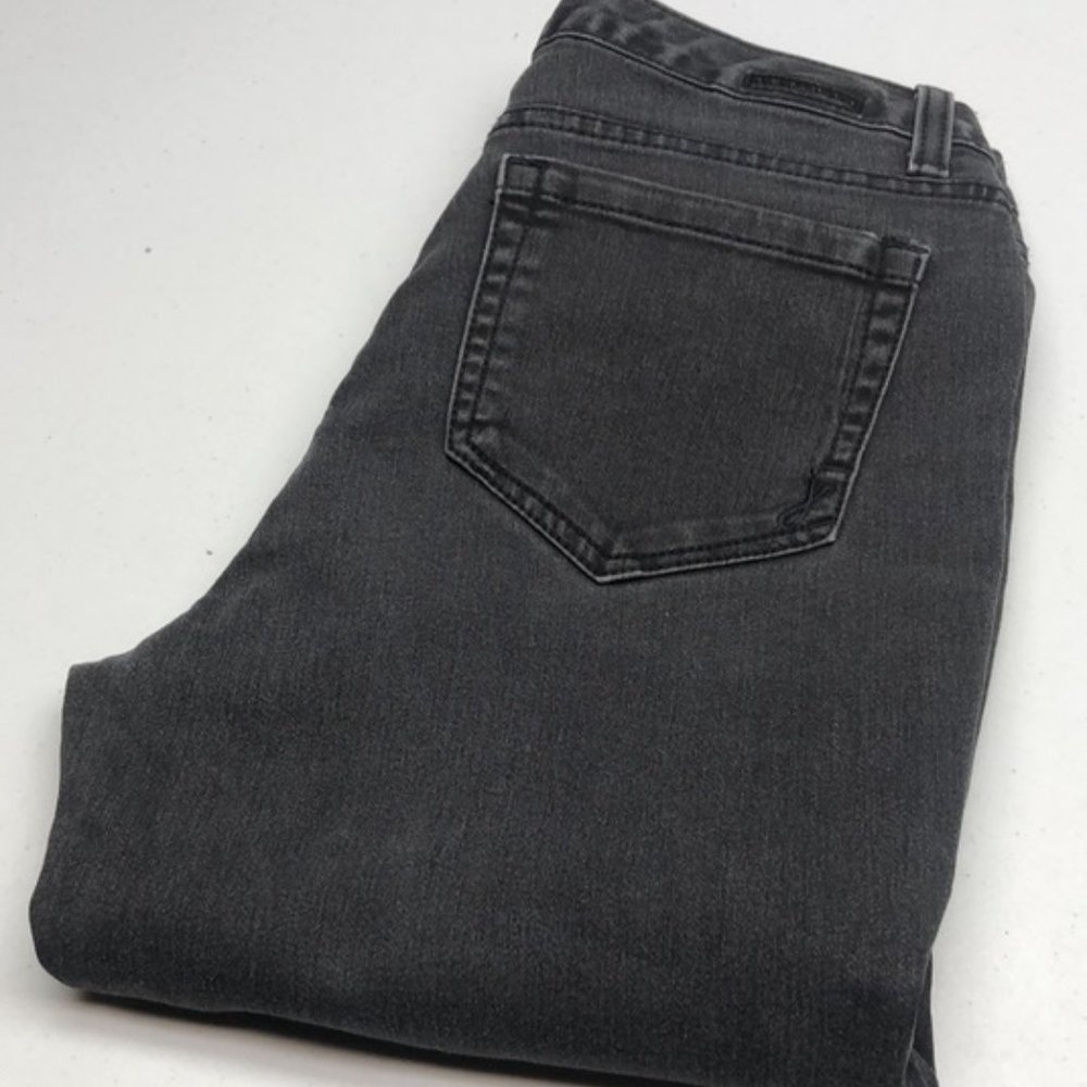 PREMIUM JONES NEW YORK GRAYWASH SUTTON STRAIGHT JEANS 6/28x30 ⭐